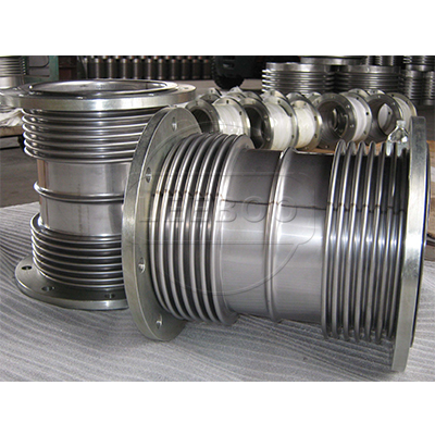 波紋<a href=http://www.m-d-n.com target=_blank class=infotextkey>補償器</a>水平安裝和垂直安裝的正確安裝方法