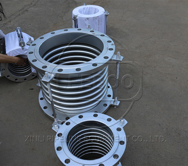 非金屬<a href=http://www.m-d-n.com target=_blank class=infotextkey>補償器</a>的位移知識