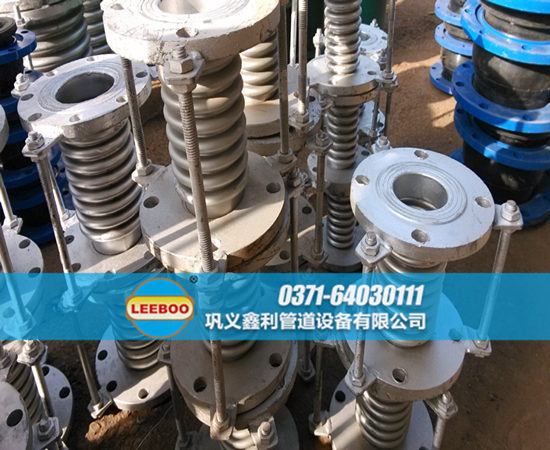 不銹鋼<a href=http://www.m-d-n.com target=_blank class=infotextkey>補償器</a>施工圖