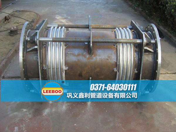 未噴漆的大拉桿橫向波紋<a href=http://www.m-d-n.com target=_blank class=infotextkey>補(bǔ)償器</a>