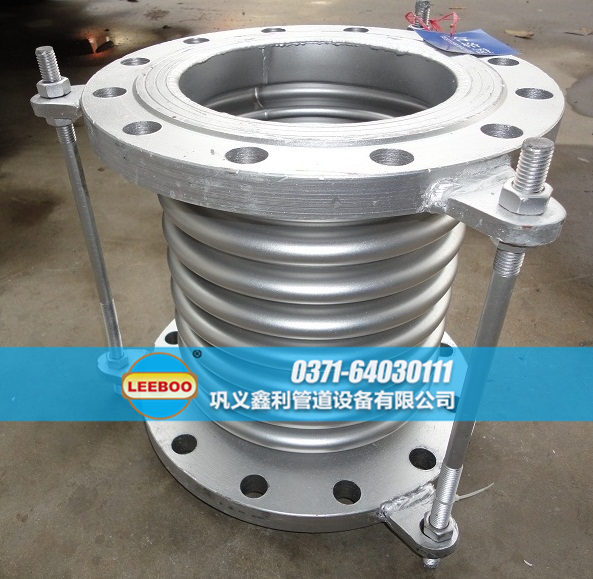 波紋旋轉(zhuǎn)<a href=http://www.m-d-n.com target=_blank class=infotextkey>補(bǔ)償器</a>發(fā)貨圖